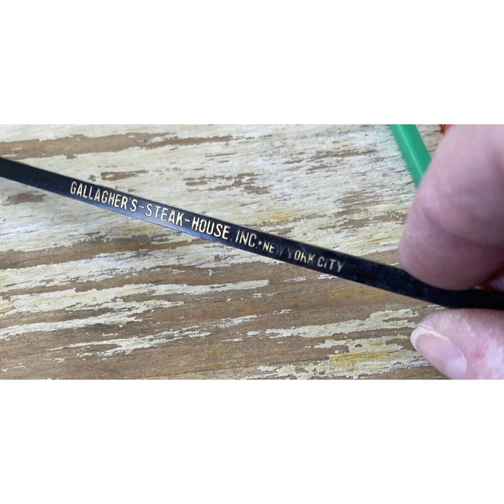 Vintage plastic cocktail bar restaurant hotel swizzle stick stirrers 1950s 1960s